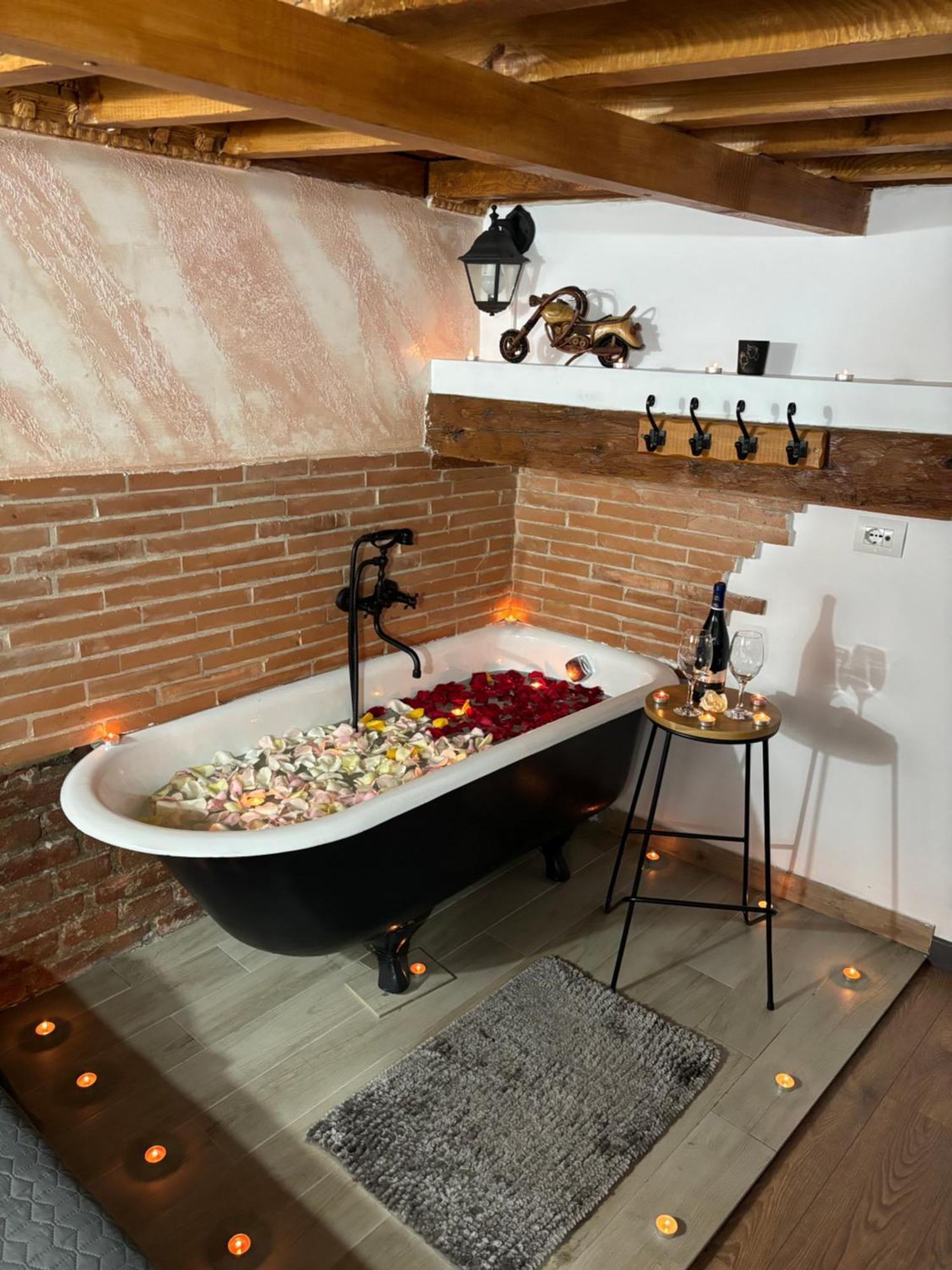 Marco'S Studio Fagaras Ngoại thất bức ảnh